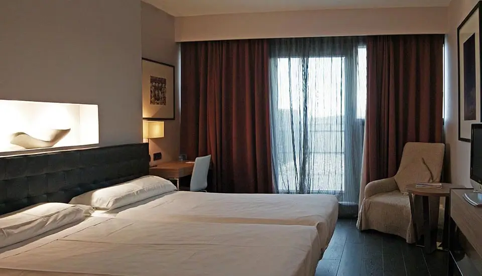 Habitación doble en el hotel 4 estrellas Zen Balagares del campamento de verano en inglés
